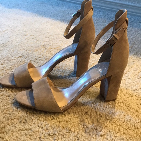 Vince Camuto Heels - Picture 4 of 4